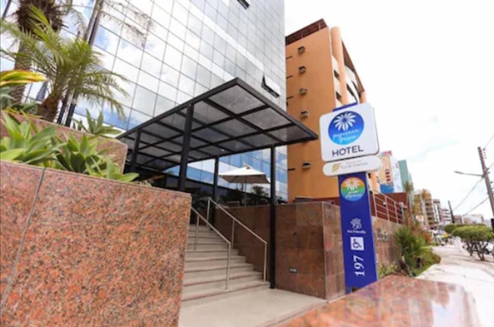 Pajucara Praia Hotel Maceió Exteriör bild